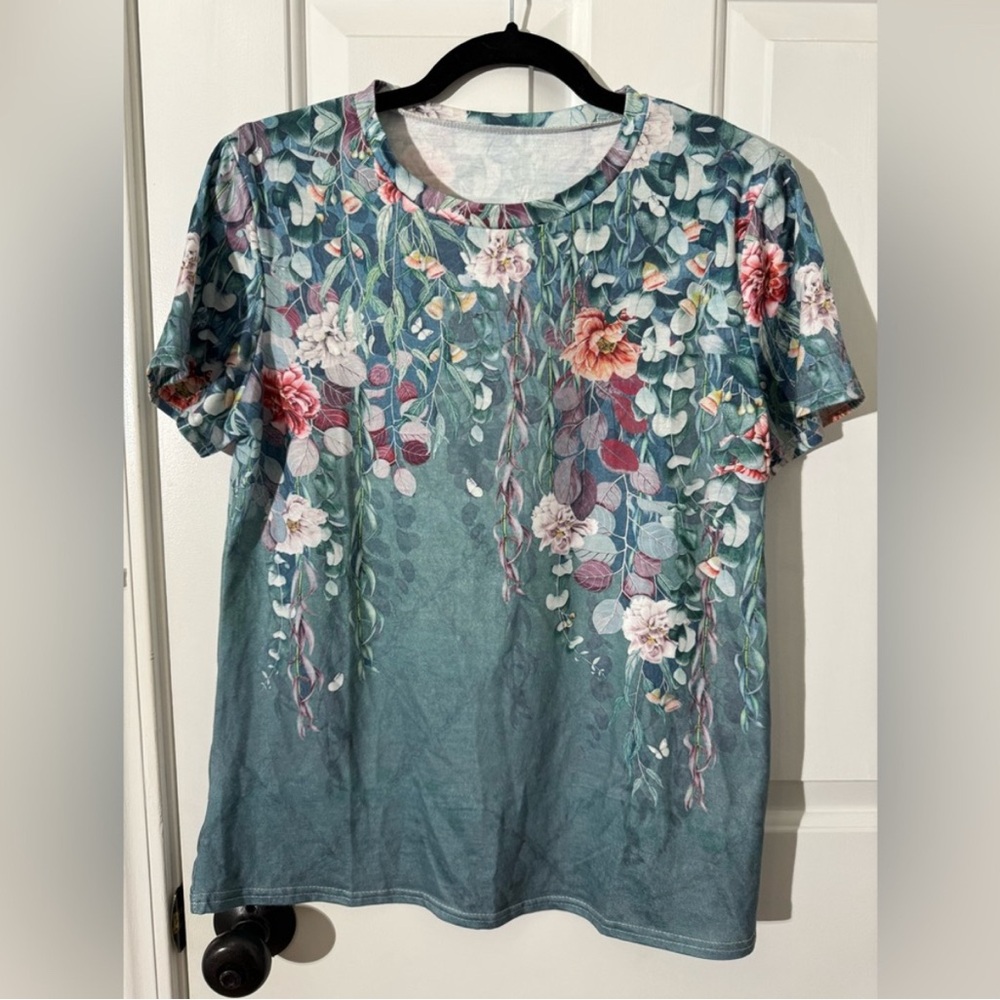 ⭐️Lot of 4 t-shirts in size S - Picture 5 of 9